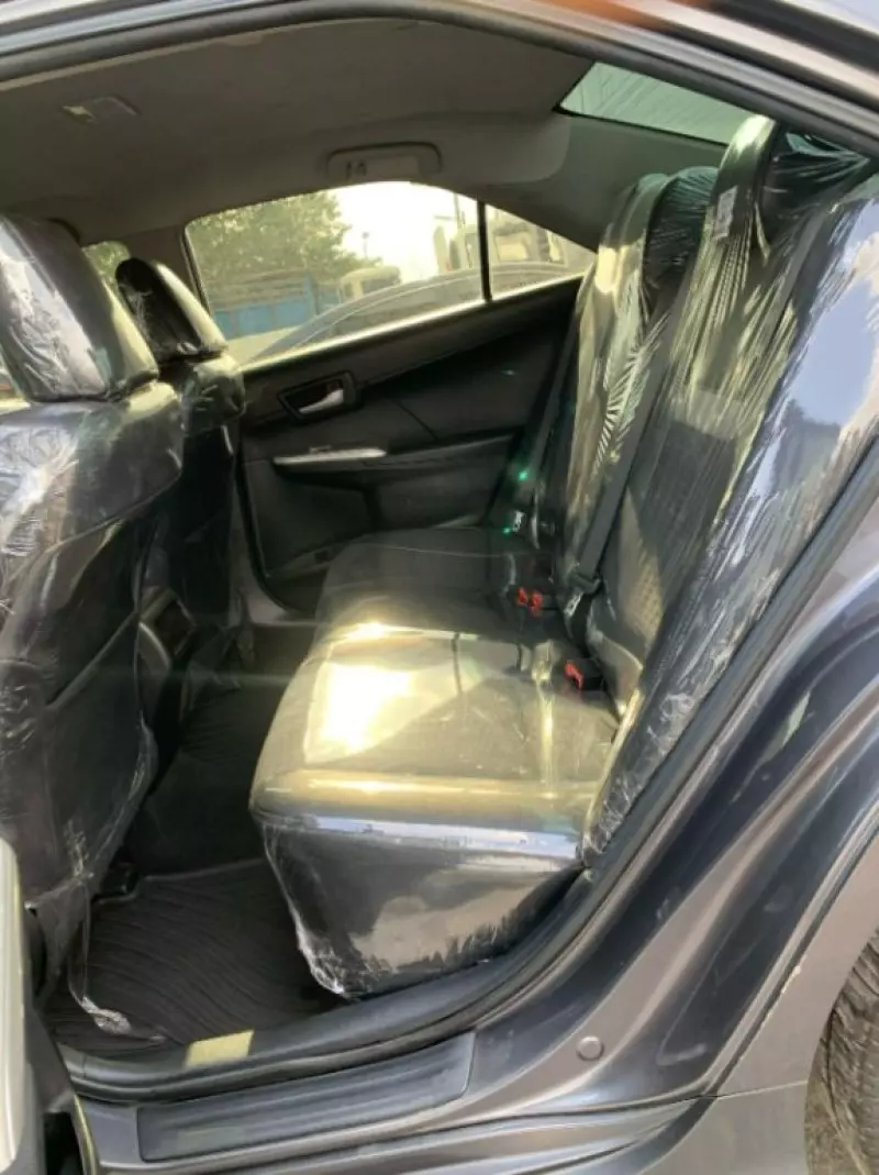 Toyota Camry   - 2014