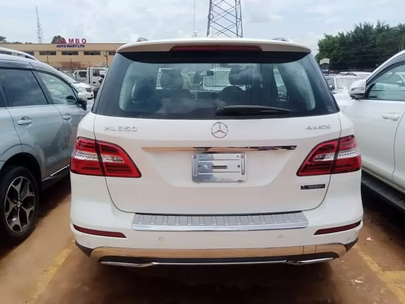 Mercedes-Benz ML 350 - 2012