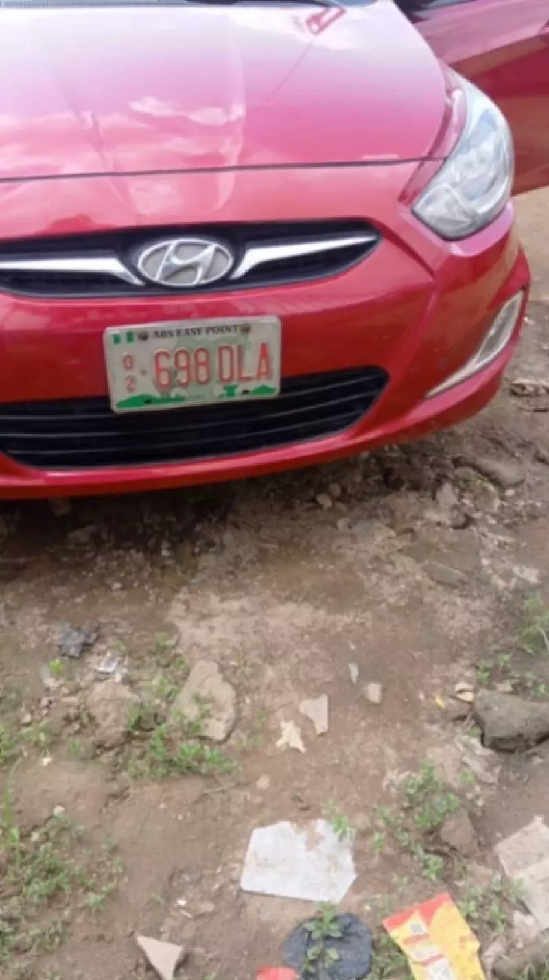 Hyundai Accent   - 2014