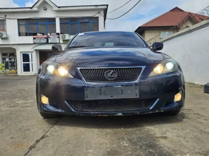 Lexus IS   - 2008