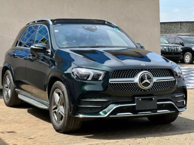 Mercedes-Benz GLE 300   - 2022