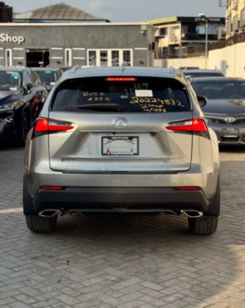 Lexus NX   - 2015