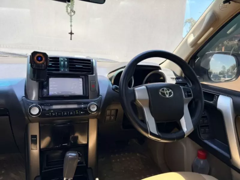 Toyota Landcruiser prado TX   - 2010