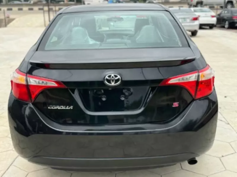 Toyota Corolla   - 2015
