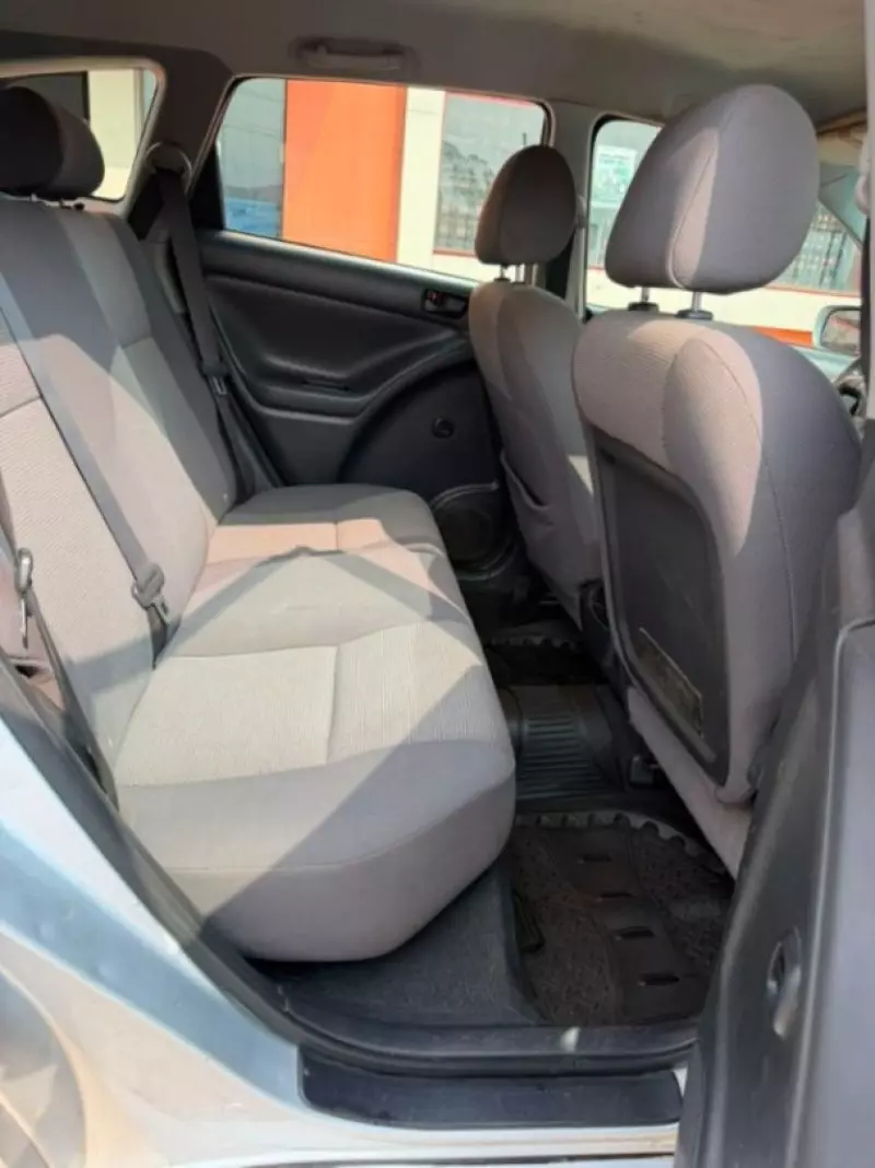 Pontiac Vibe   - 2007