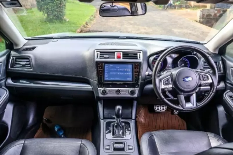 Subaru Outback   - 2015