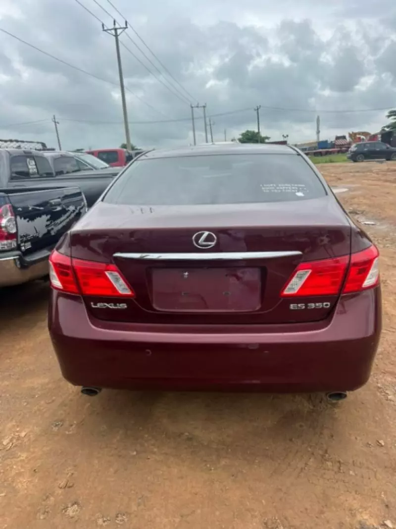Lexus ES   - 2008