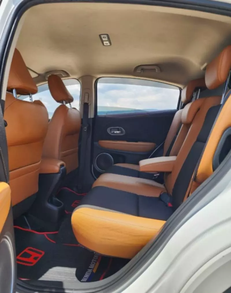 Honda Vezel    - 2018