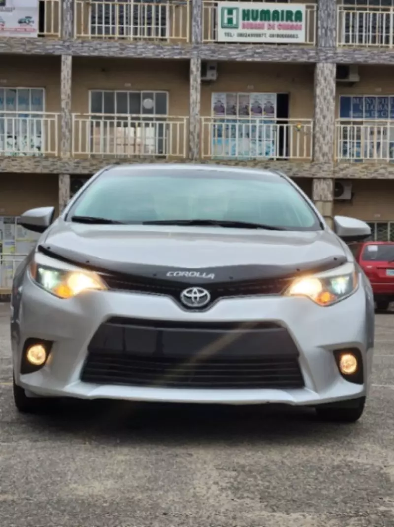 Toyota Corolla   - 2016