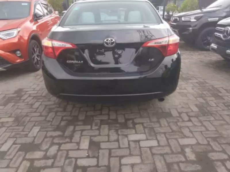 Toyota Corolla   - 2013