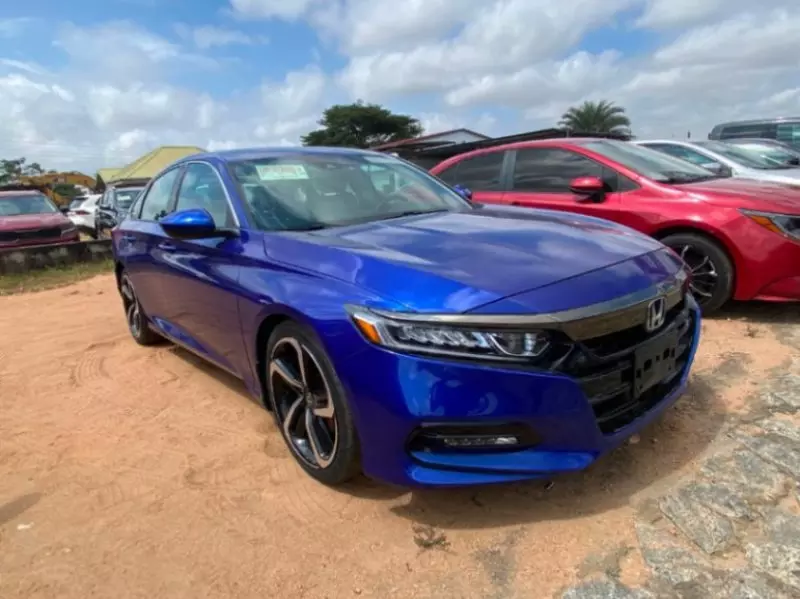 Honda Accord   - 2020