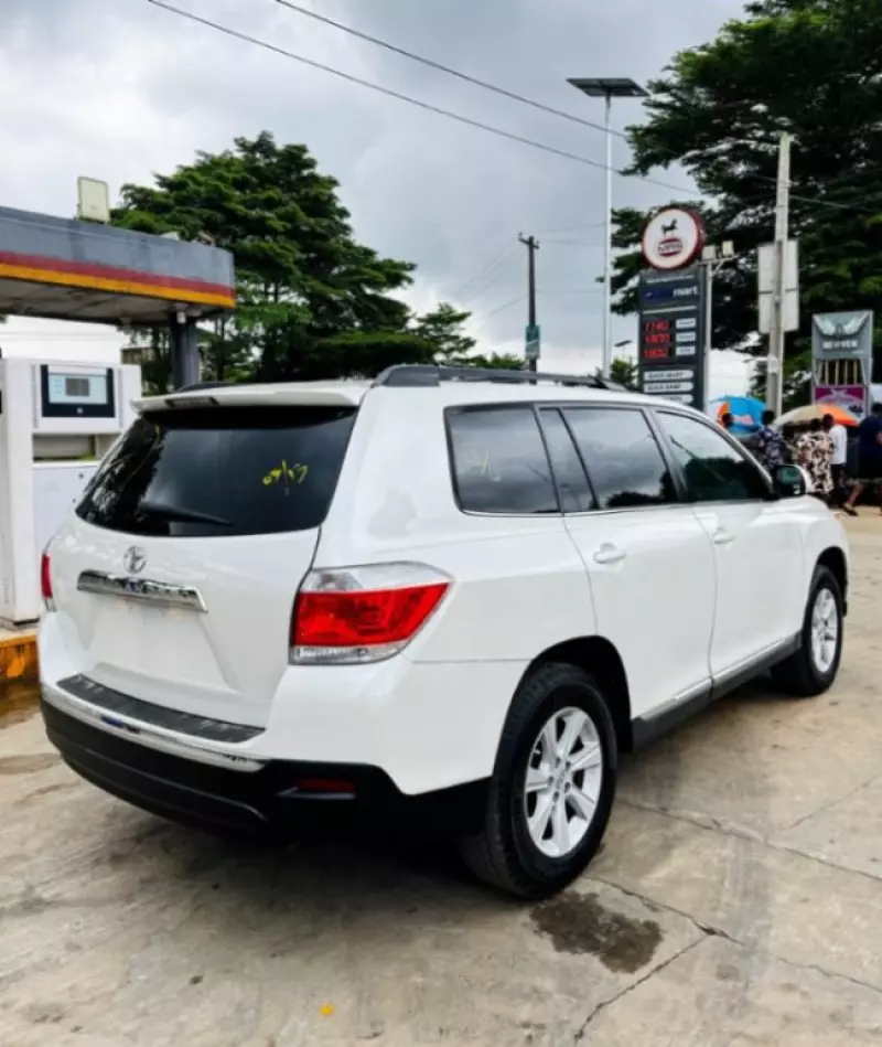 TOYOTA Highlander - 2013