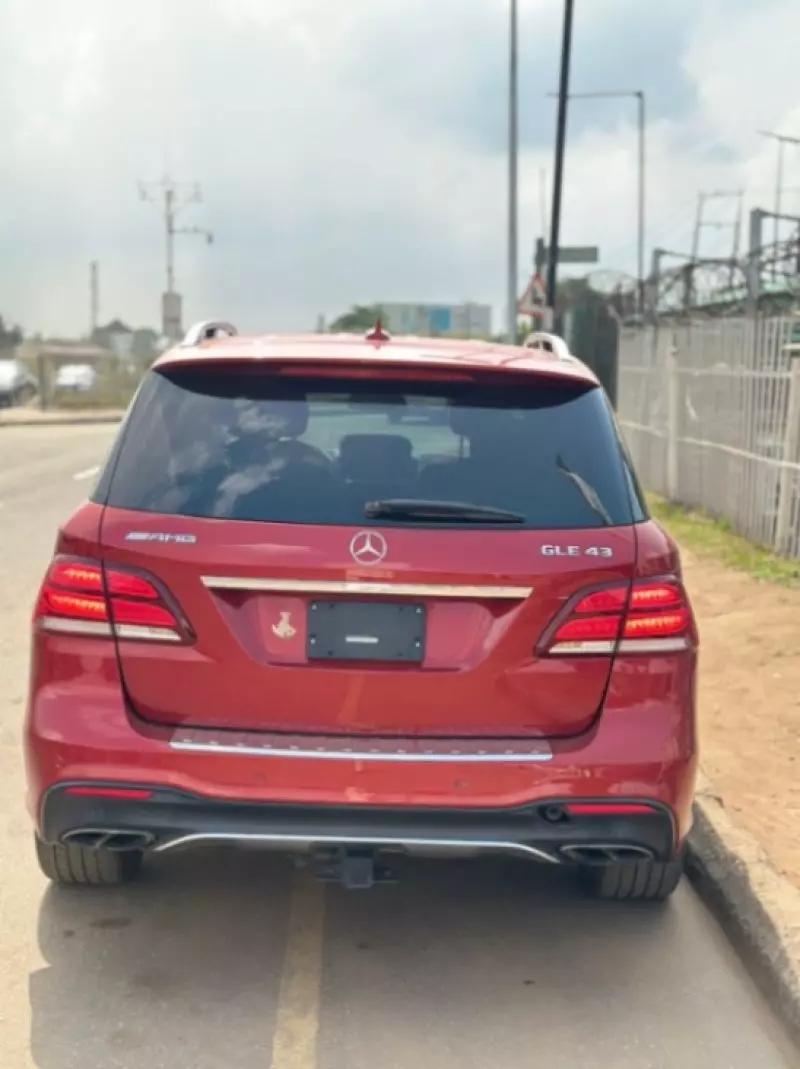Mercedes-Benz GLE 43 AMG   - 2017
