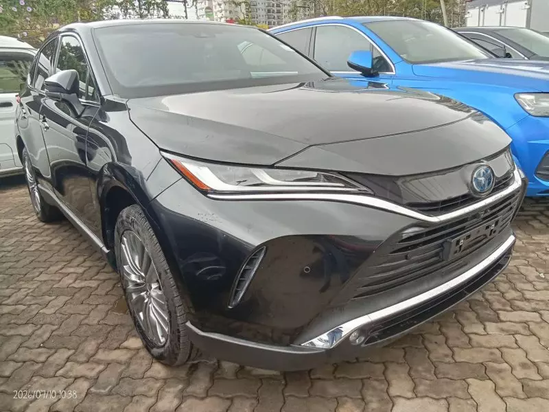 TOYOTA Harrier hybrid - 2020