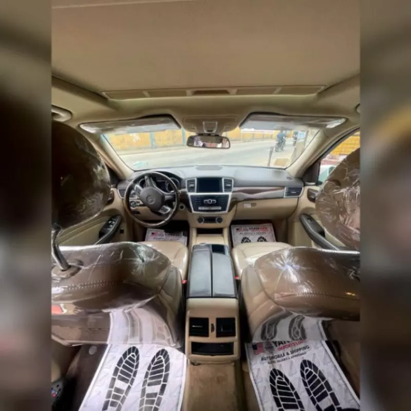Mercedes-Benz ML 350   - 2012