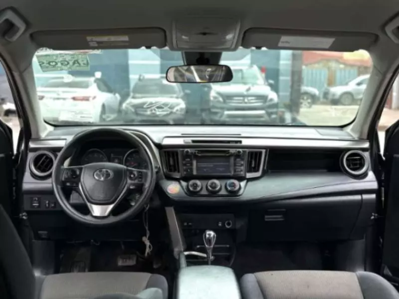 Toyota RAV 4   - 2017
