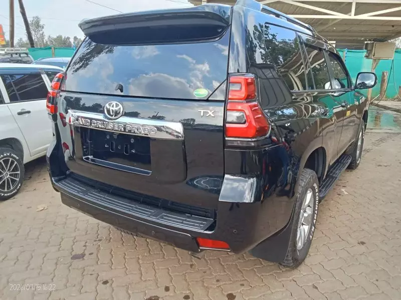 TOYOTA Landcruiser Prado   - 2020