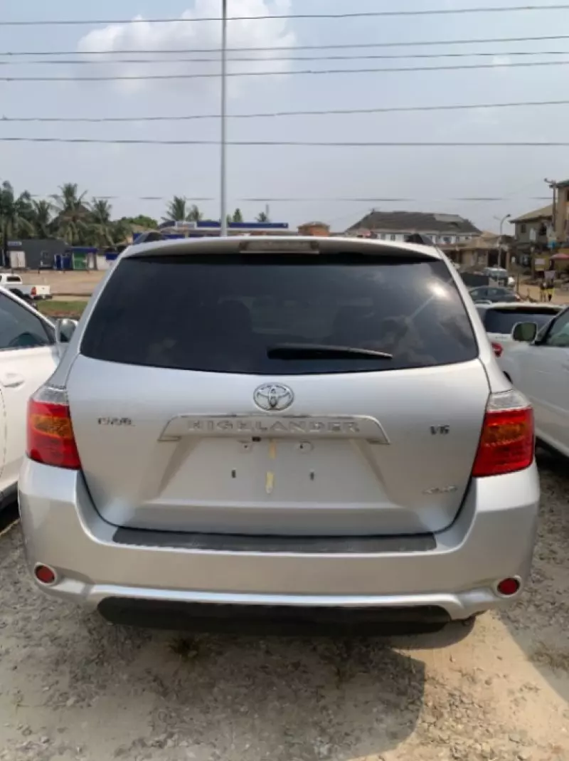 Toyota Highlander   - 2008