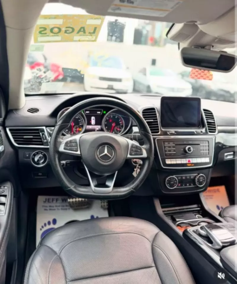 Mercedes-Benz GLE 43 AMG   - 2017
