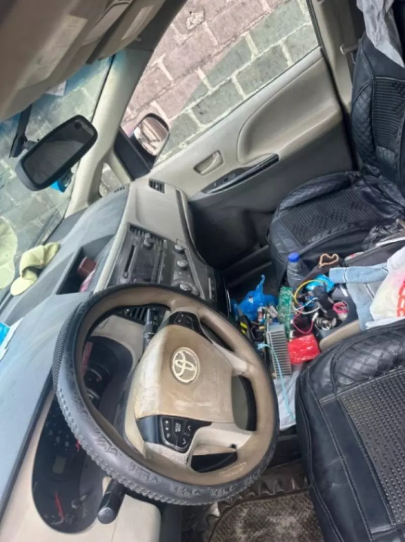 TOYOTA Sienna   - 2012
