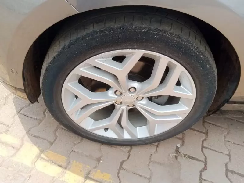 Land Rover Range Rover Velar   - 2017