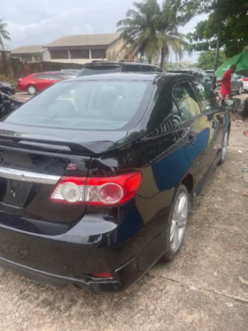 TOYOTA Corolla   - 2013