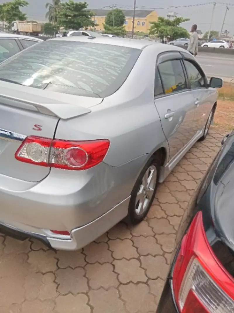 Toyota Corolla Sport   - 2012