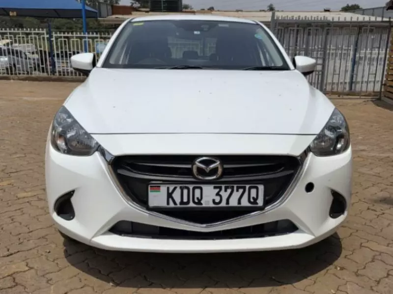 Mazda Demio   - 2017