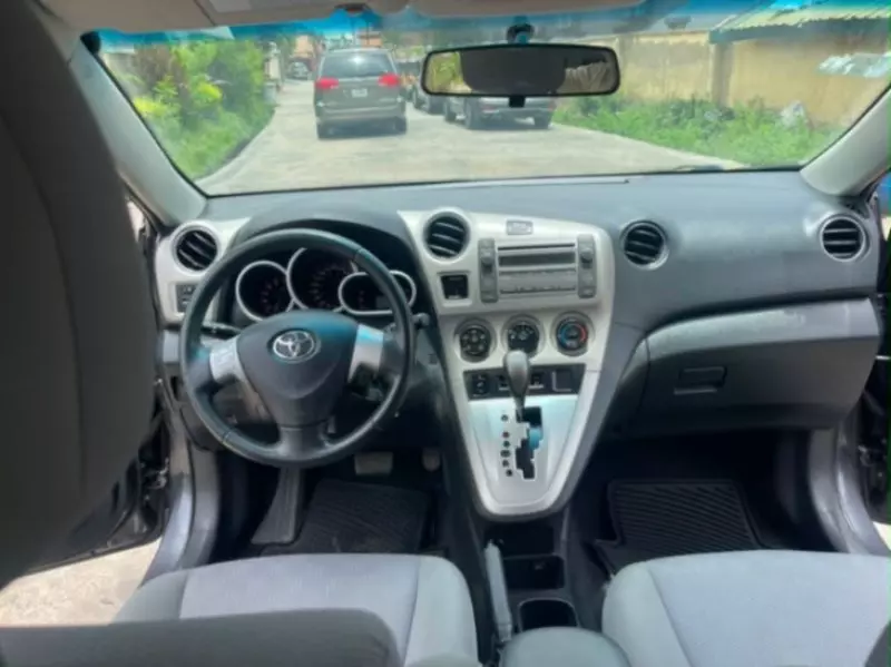 TOYOTA Corolla Matrix   - 2010