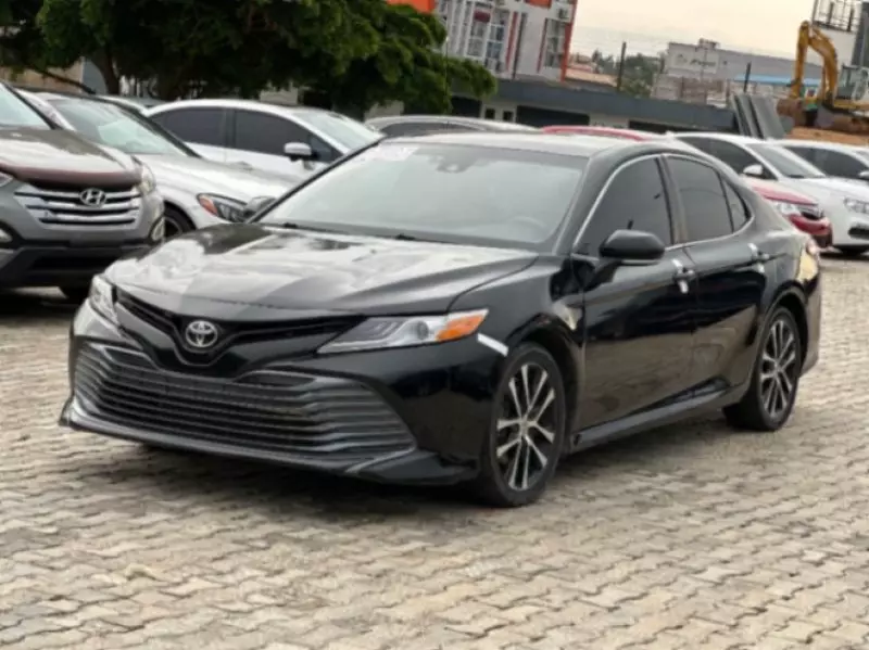 TOYOTA Camry   - 2018