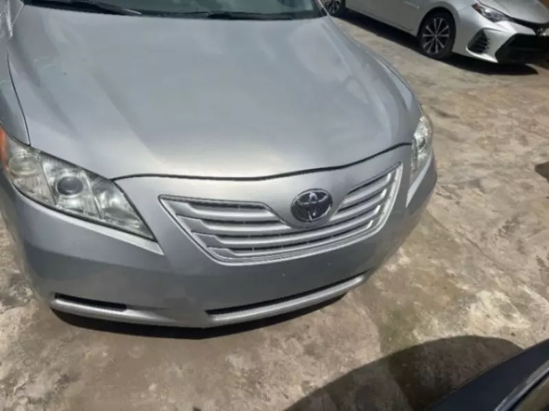 Toyota Camry   - 2008