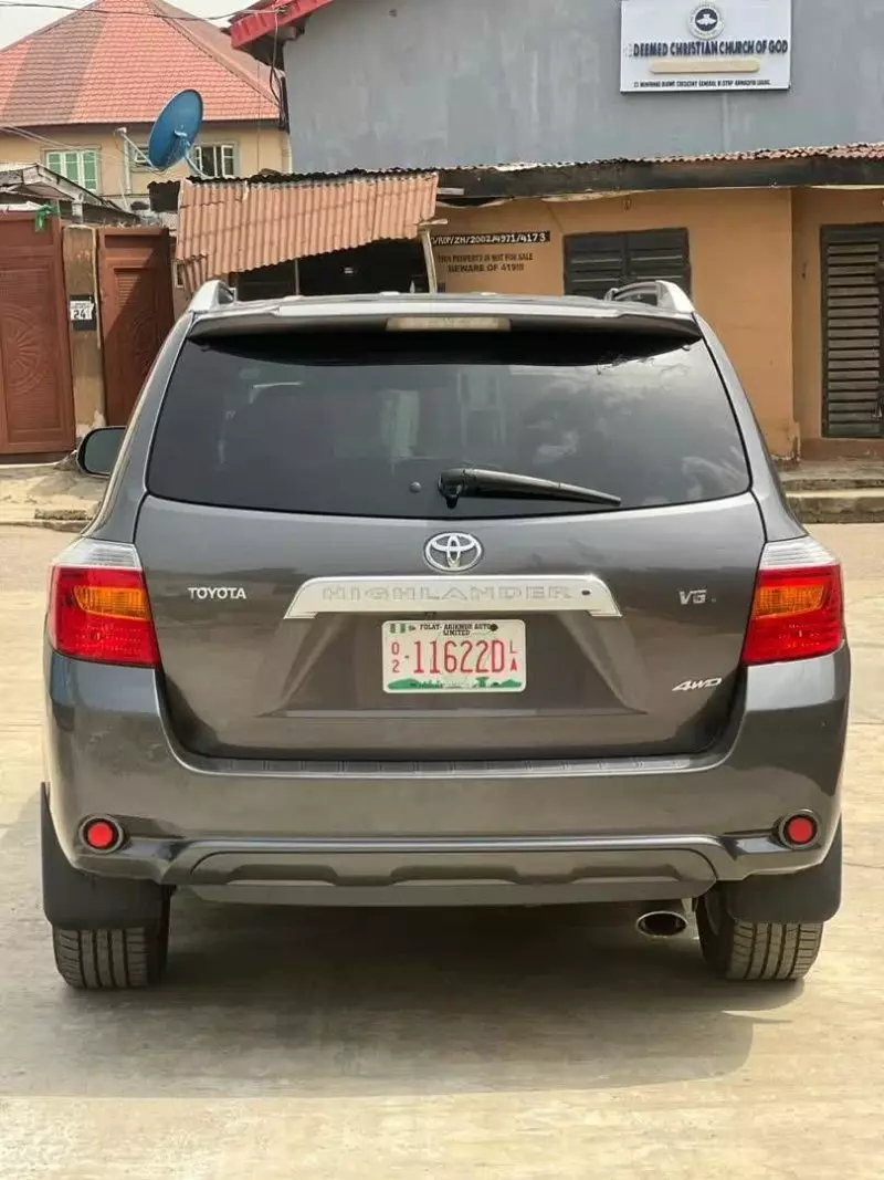 Toyota Highlander   - 2008