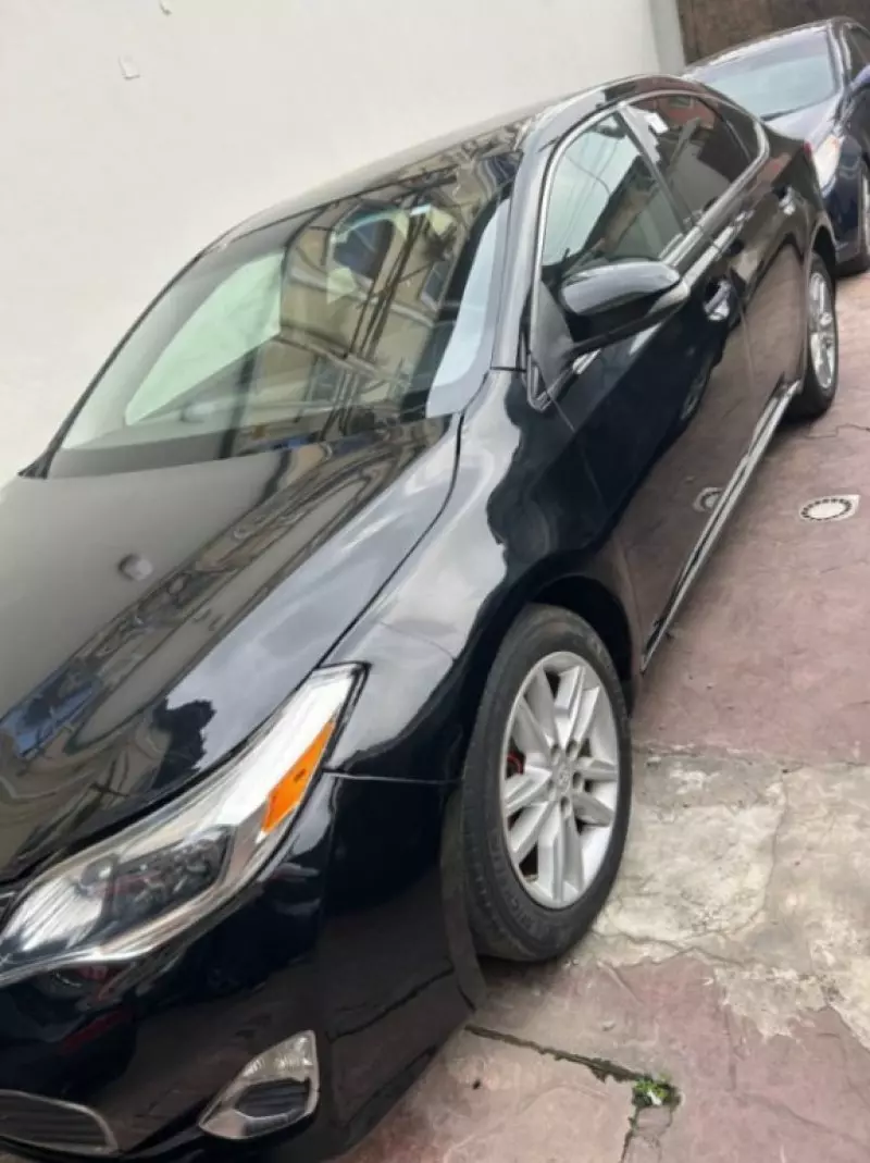 TOYOTA Avalon   - 2013