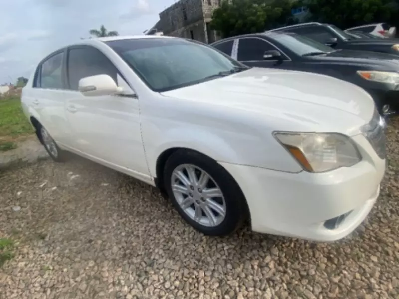 TOYOTA Avalon - 2005