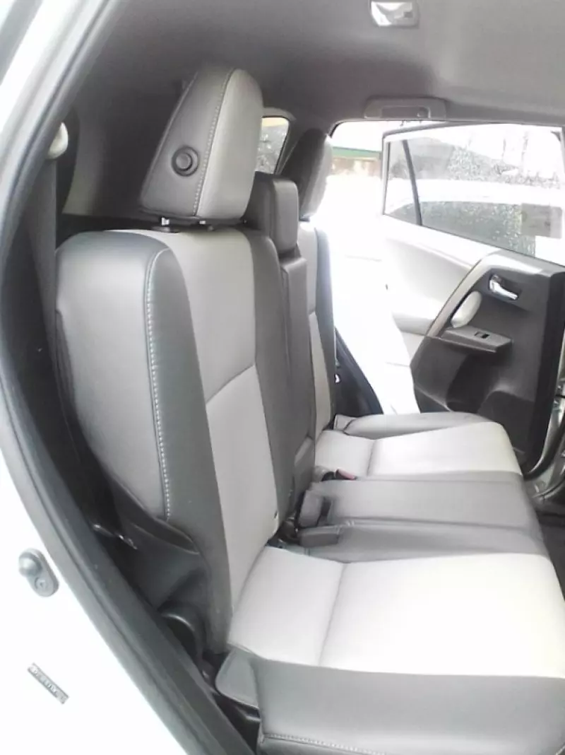 Toyota RAV 4   - 2013