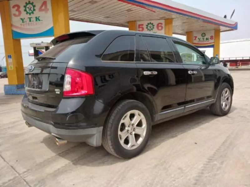 Ford Edge - 2011