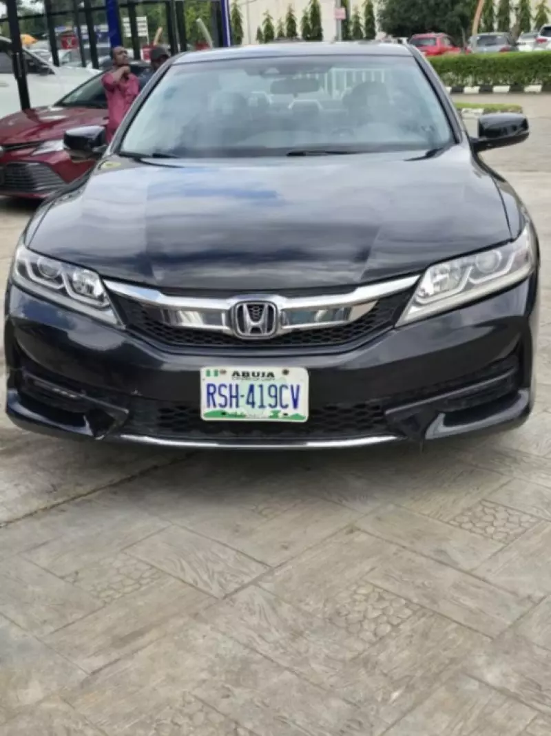 Honda Accord   - 2013