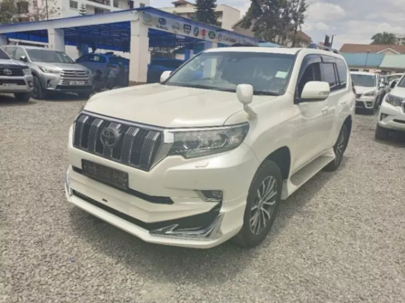 TOYOTA Landcruiser Prado - 2019