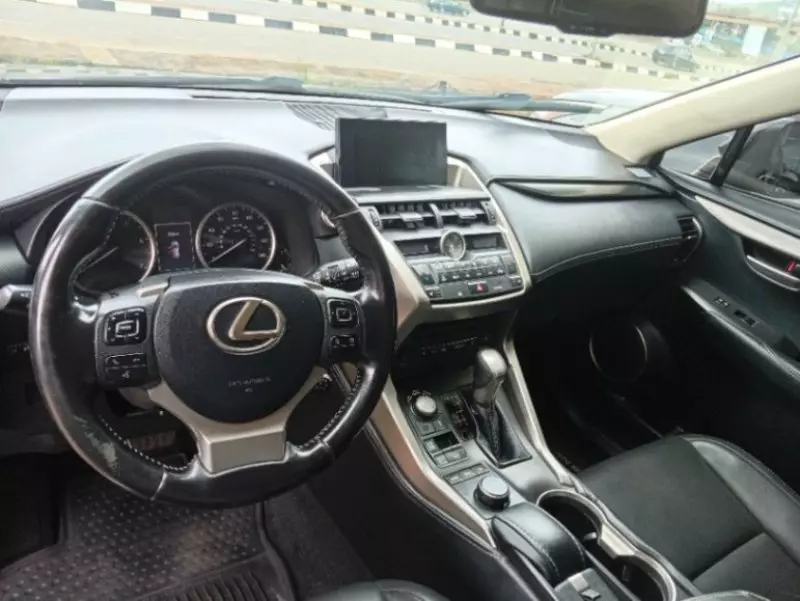 Lexus NX 200   - 2016