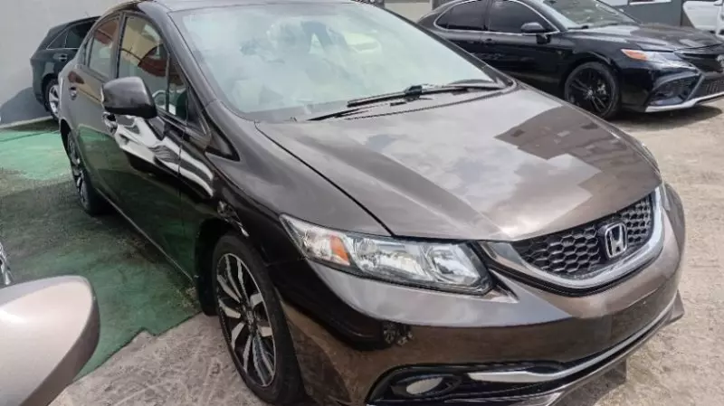 Honda Civic   - 2014
