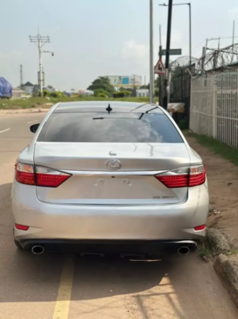 Lexus ES 350   - 2014