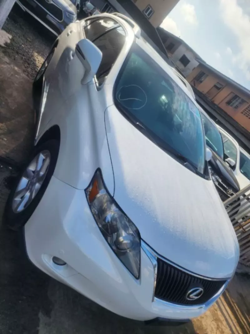 Lexus RX 350   - 2010