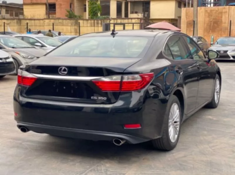Lexus ES 350   - 2013