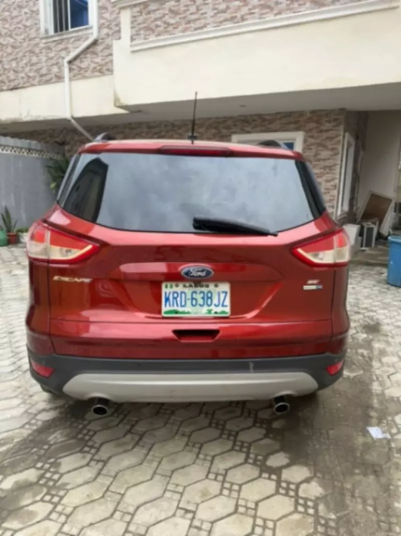 Ford Escape - 2013