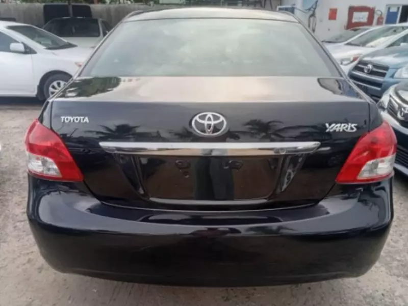 Toyota Yaris   - 2009