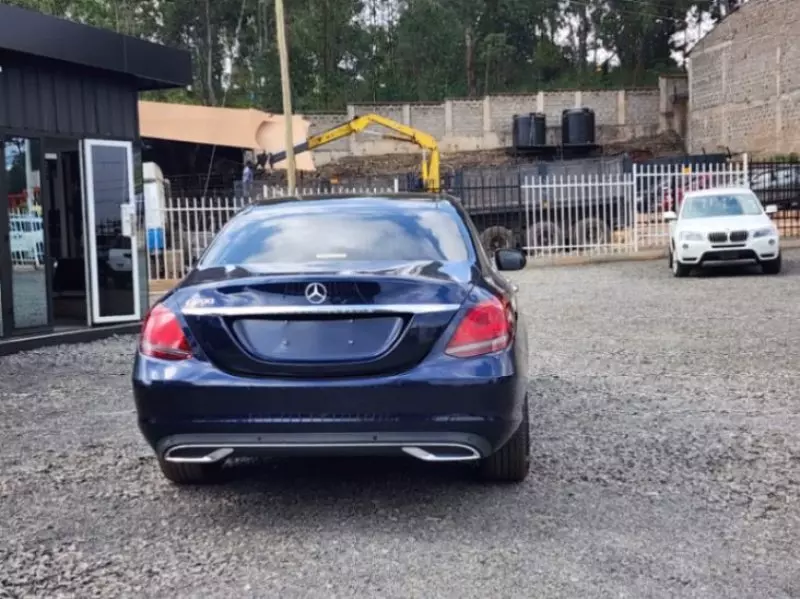 Mercedes-Benz C 180   - 2002