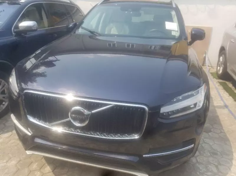 Volvo XC90   - 2016