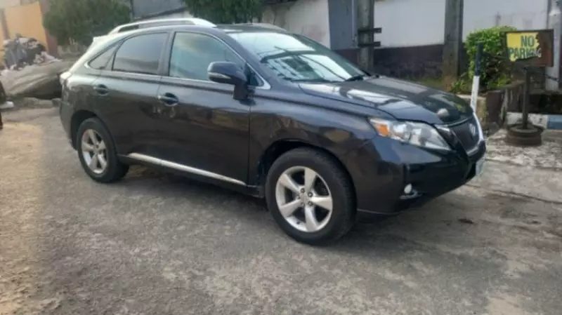 Lexus RX   - 2010