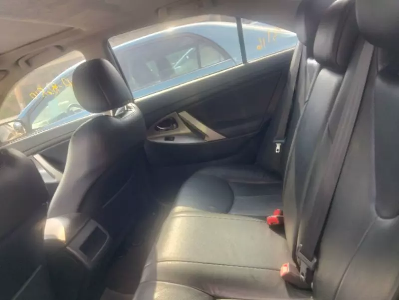 TOYOTA Camry   - 2011