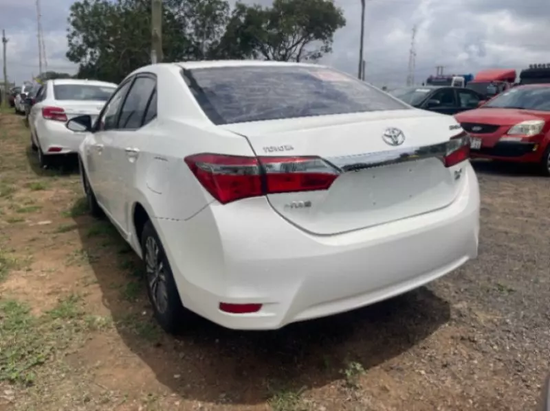 Toyota Corolla   - 2017